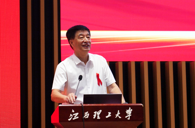 刘中夫(调整).jpg
